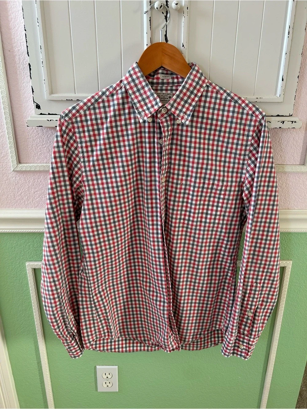 J. Crew Red and Blue Gingham Button-Down Shirt Casual Men’s Medium